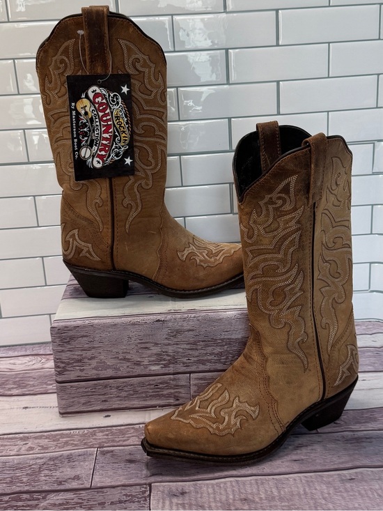 Masterson Shoes - Rockin' Country embroidered brown snip toe cowgirl boots size 6